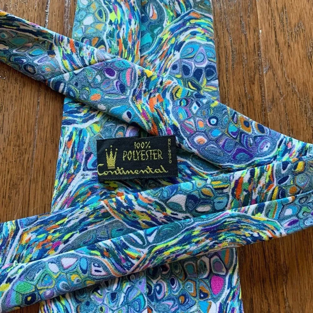 Continental vintage tie