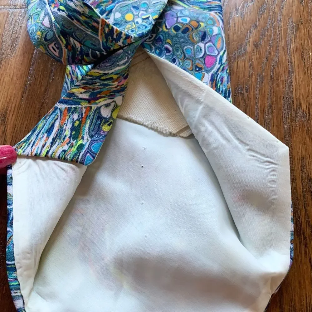 Continental vintage tie