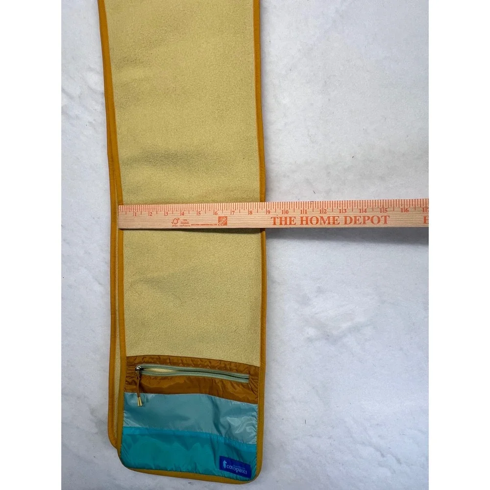 cotopaxi fleece scarf