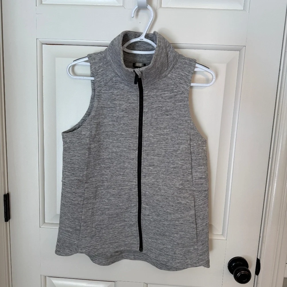 lululemon athletica excellent used