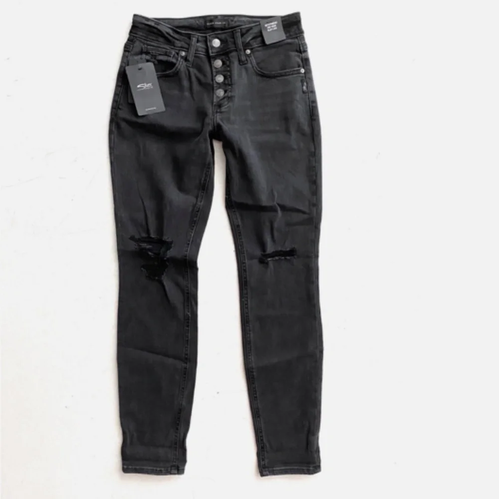 Silver Jeans Co. Women's Nwt Faded Black Boyfriend Mid Rise Holes Slim Jeans 26