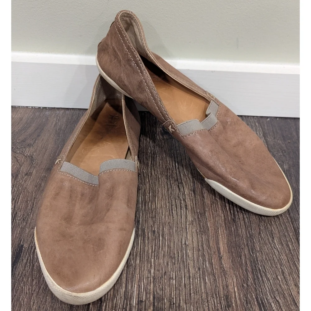 Frye very good