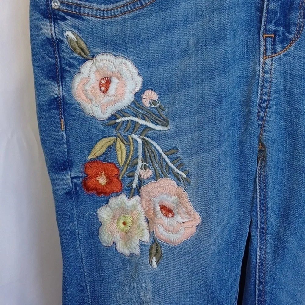 Zara comment leave questions