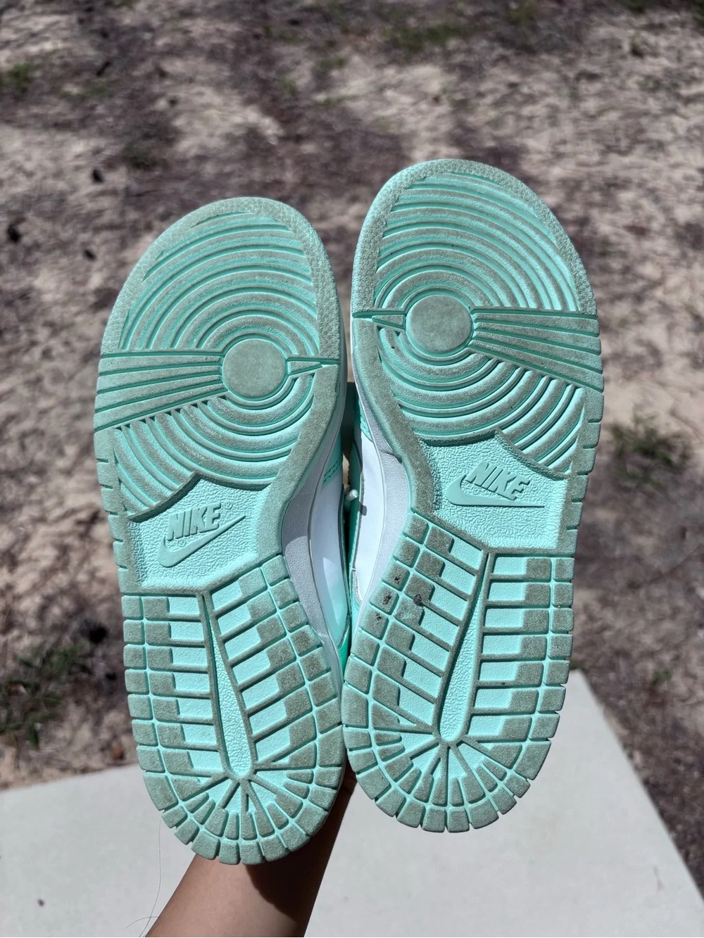Nike youth low