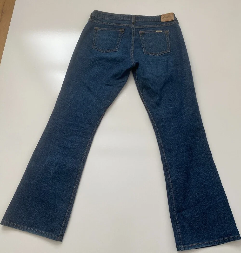 Levis age stretch closure