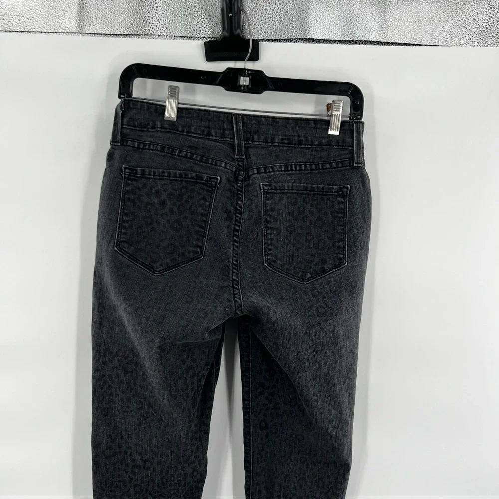 NYDJ shop confidence