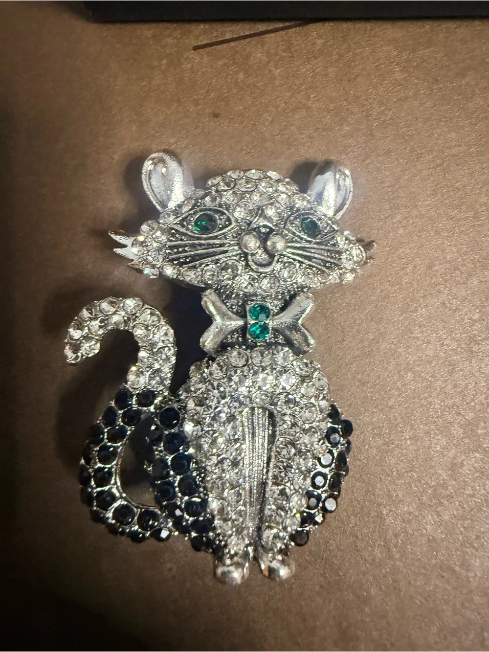 Dapper cat￼ sparkling silver