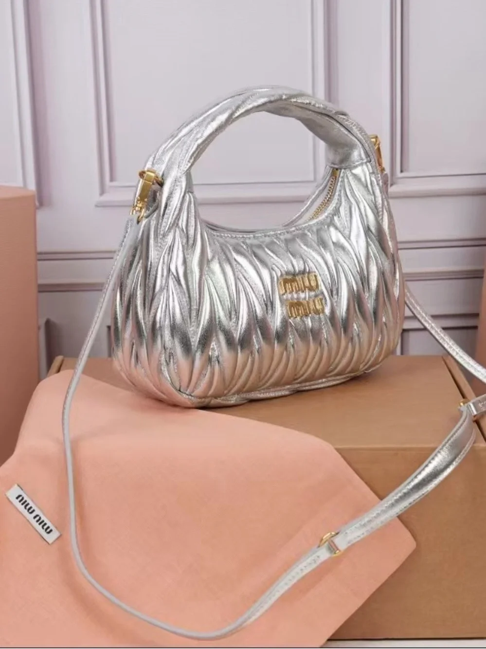Miu Miu . elegant miu