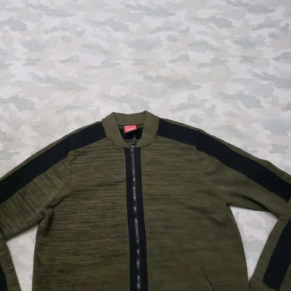 Nike item good