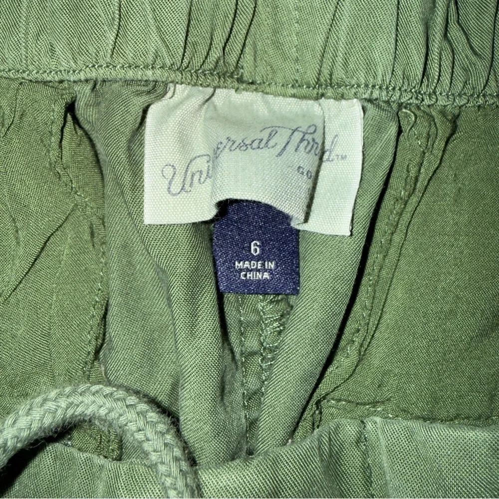 Universal Thread stylish comfortable