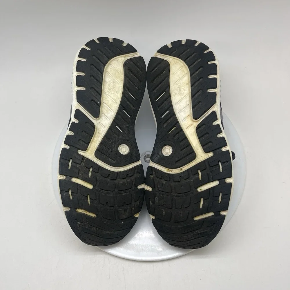 Brooks size womens