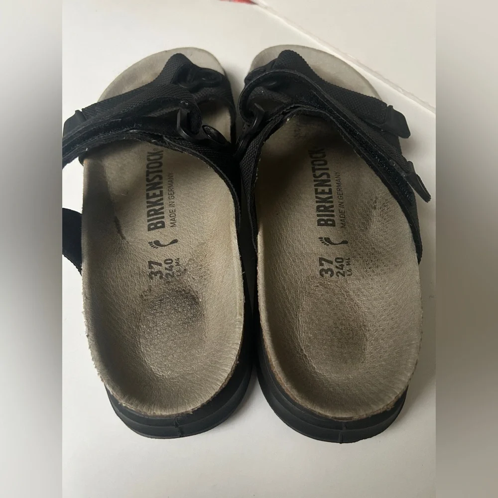 Birkenstock sahara sandal