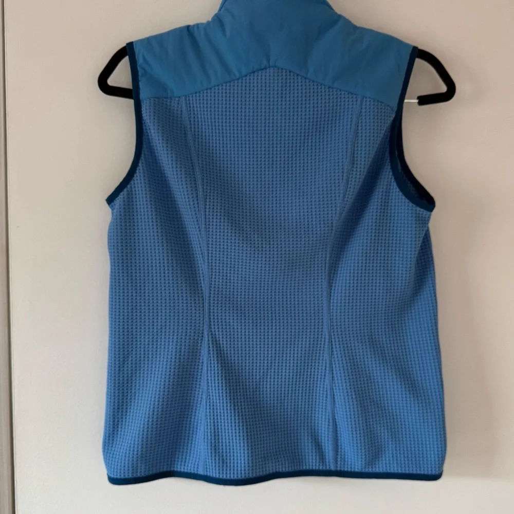 Patagonia vest size