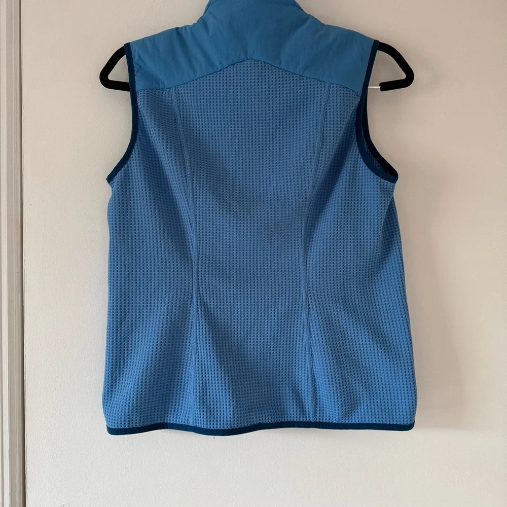 Patagonia vest size