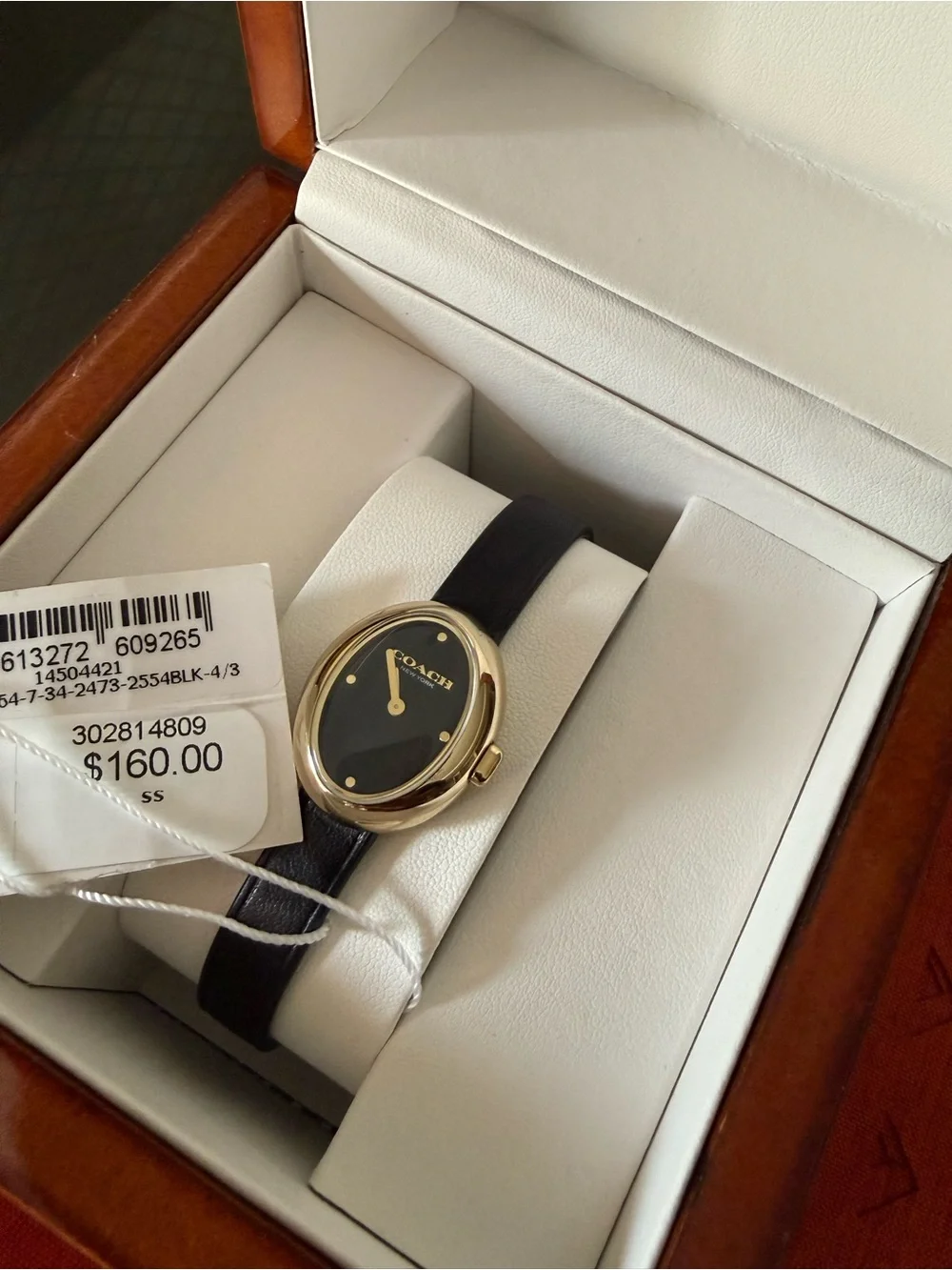Coach sleek oval
