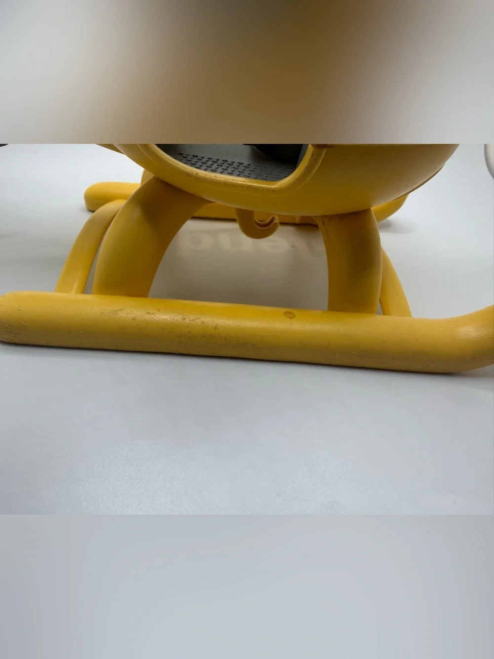 Green Town durable yellow