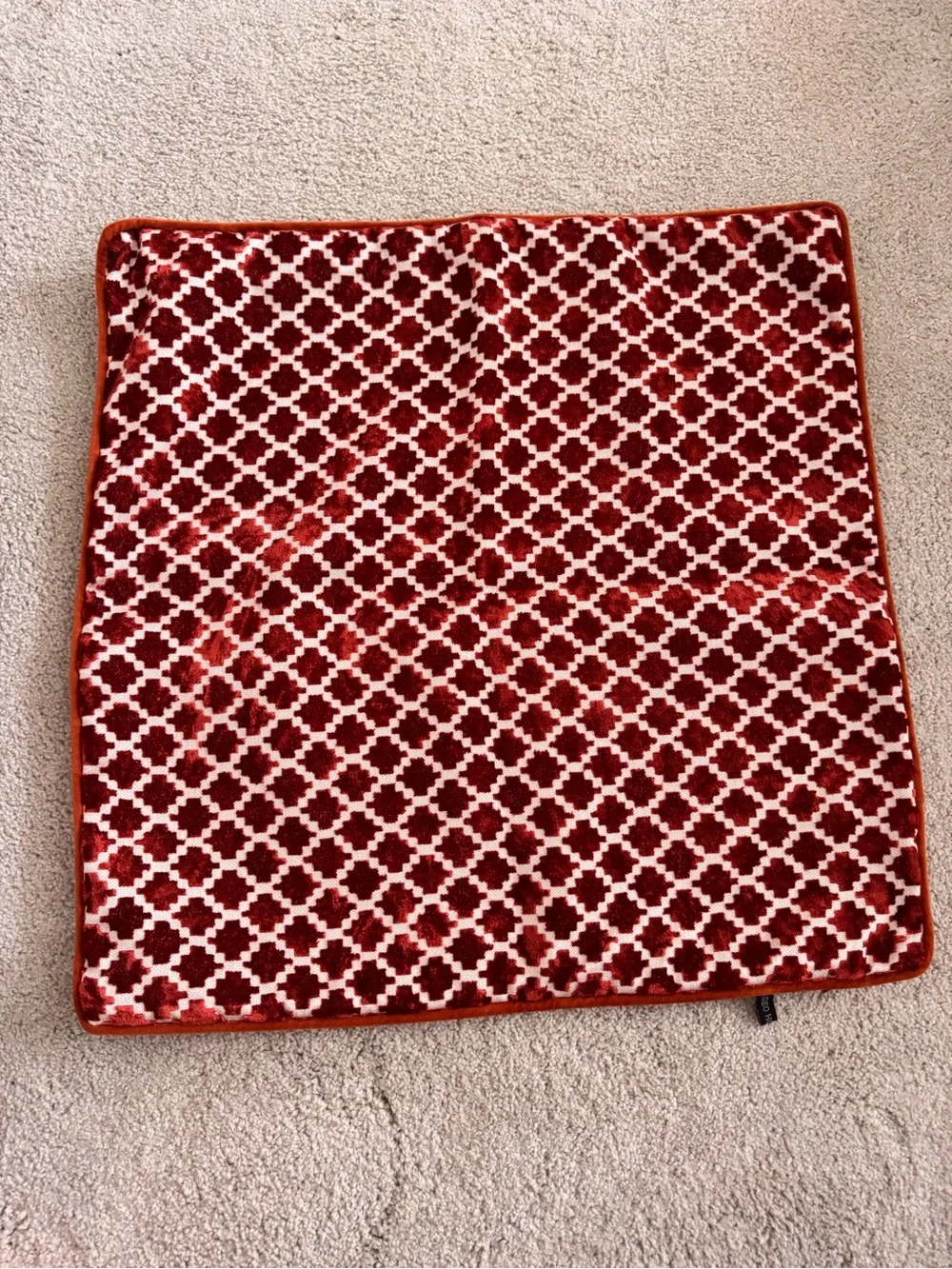 N/A decorative pillow