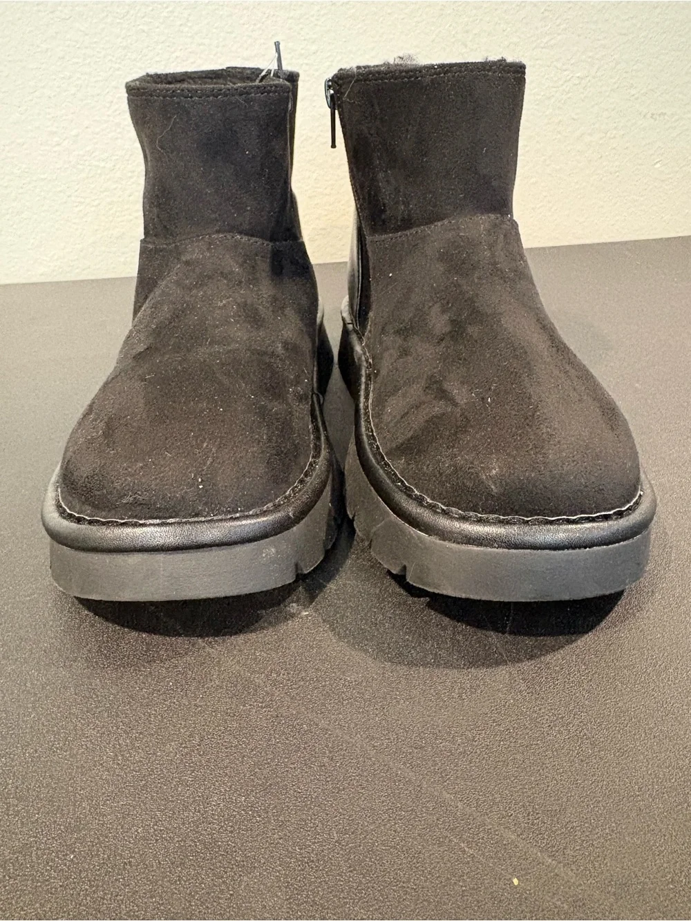 Cat & Jack classic black