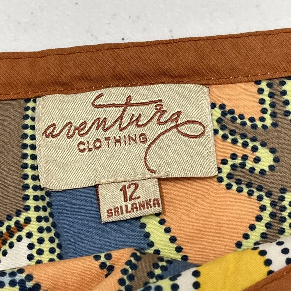 N/A aventure clothing