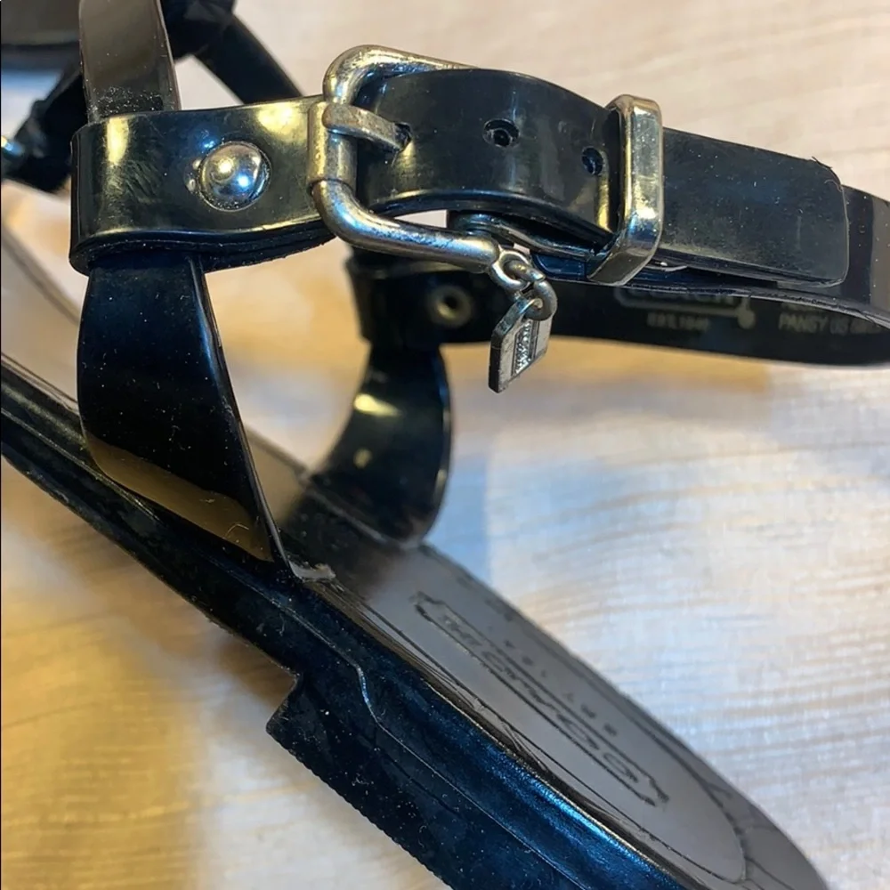 Coach stamp eu36