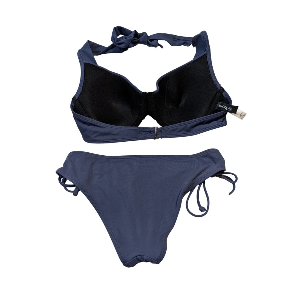 Adore Me this stylish