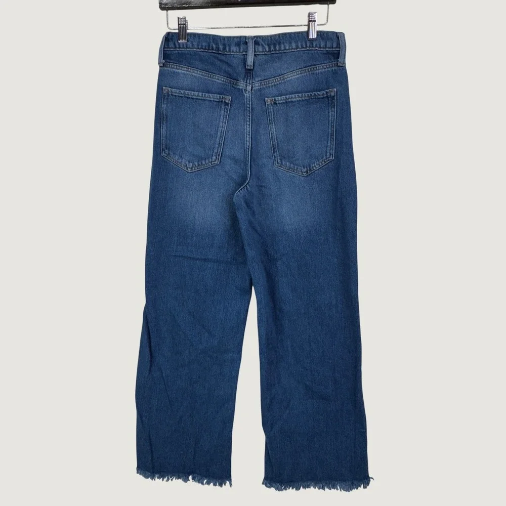 Banana Republic good flaws