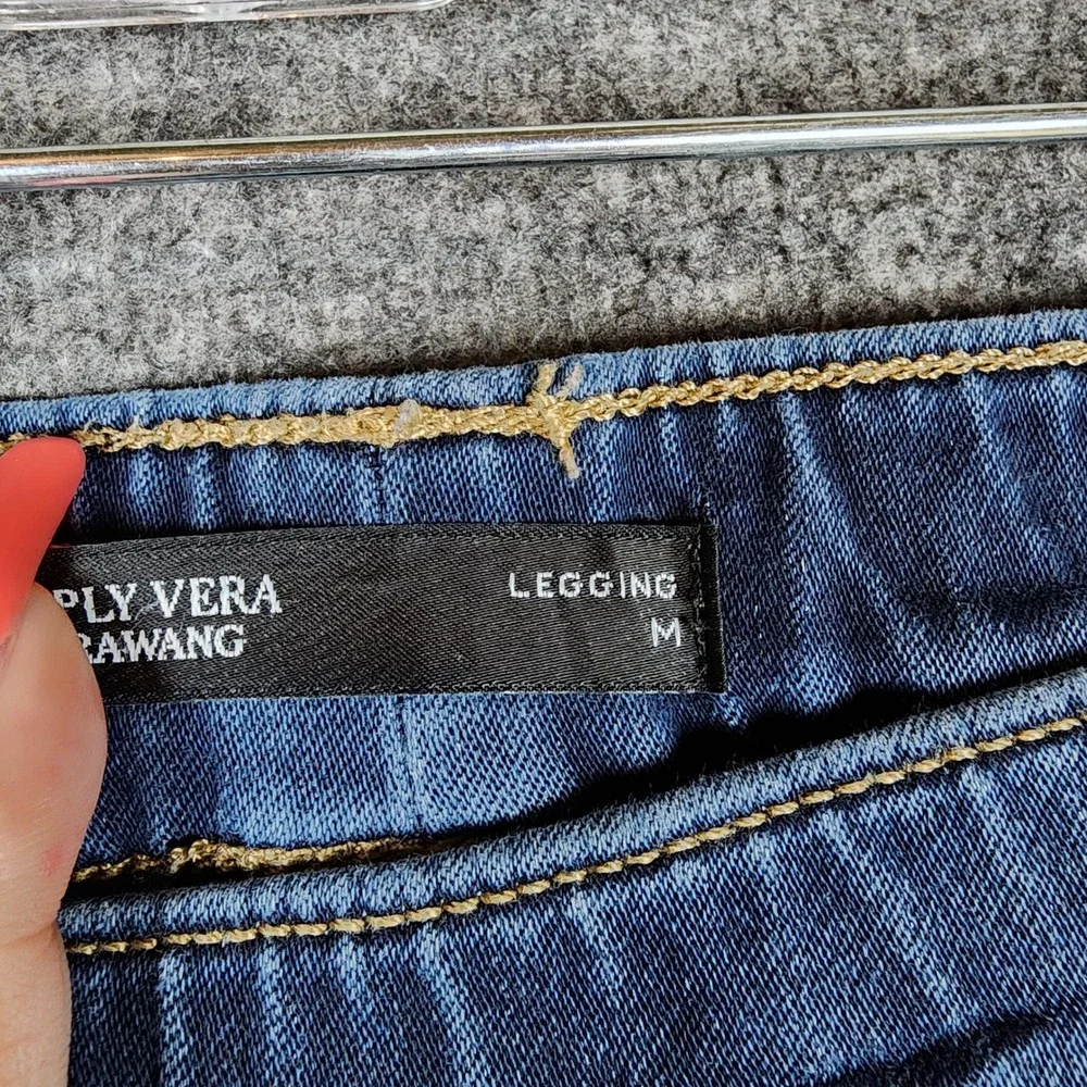 Simply Vera Vera Wang Legging Womens Medium Blue Denim Pull On Pants GOOD