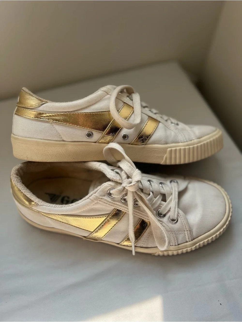 Gola classic lace