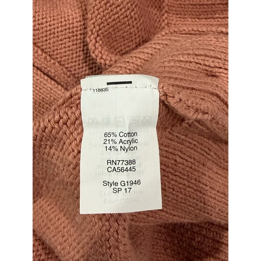 Madewell button side