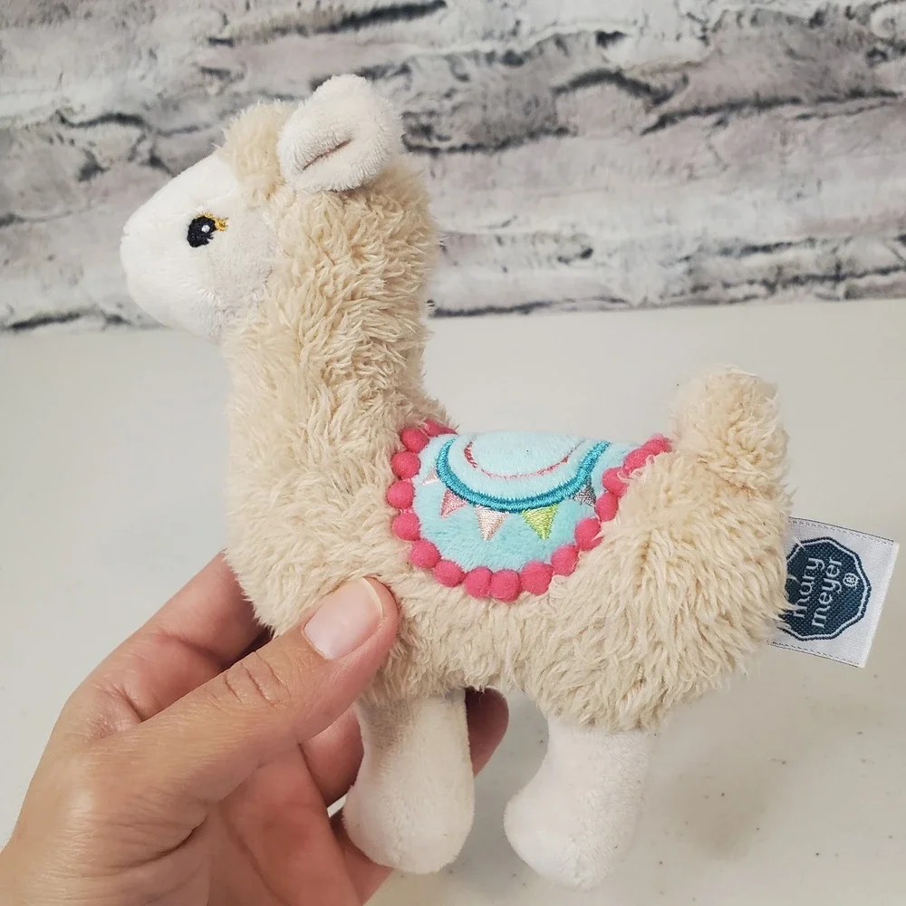 Mary Meyer Lily‎ Llama Soft Baby Rattle 6