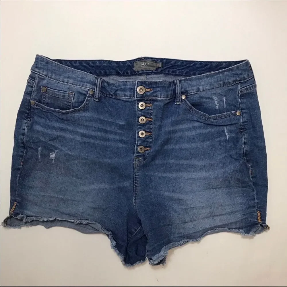 ‎Torrid shorts 22