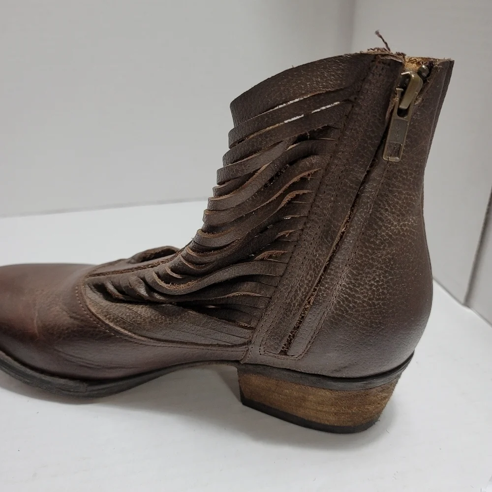 Sbicca jeronimo booties