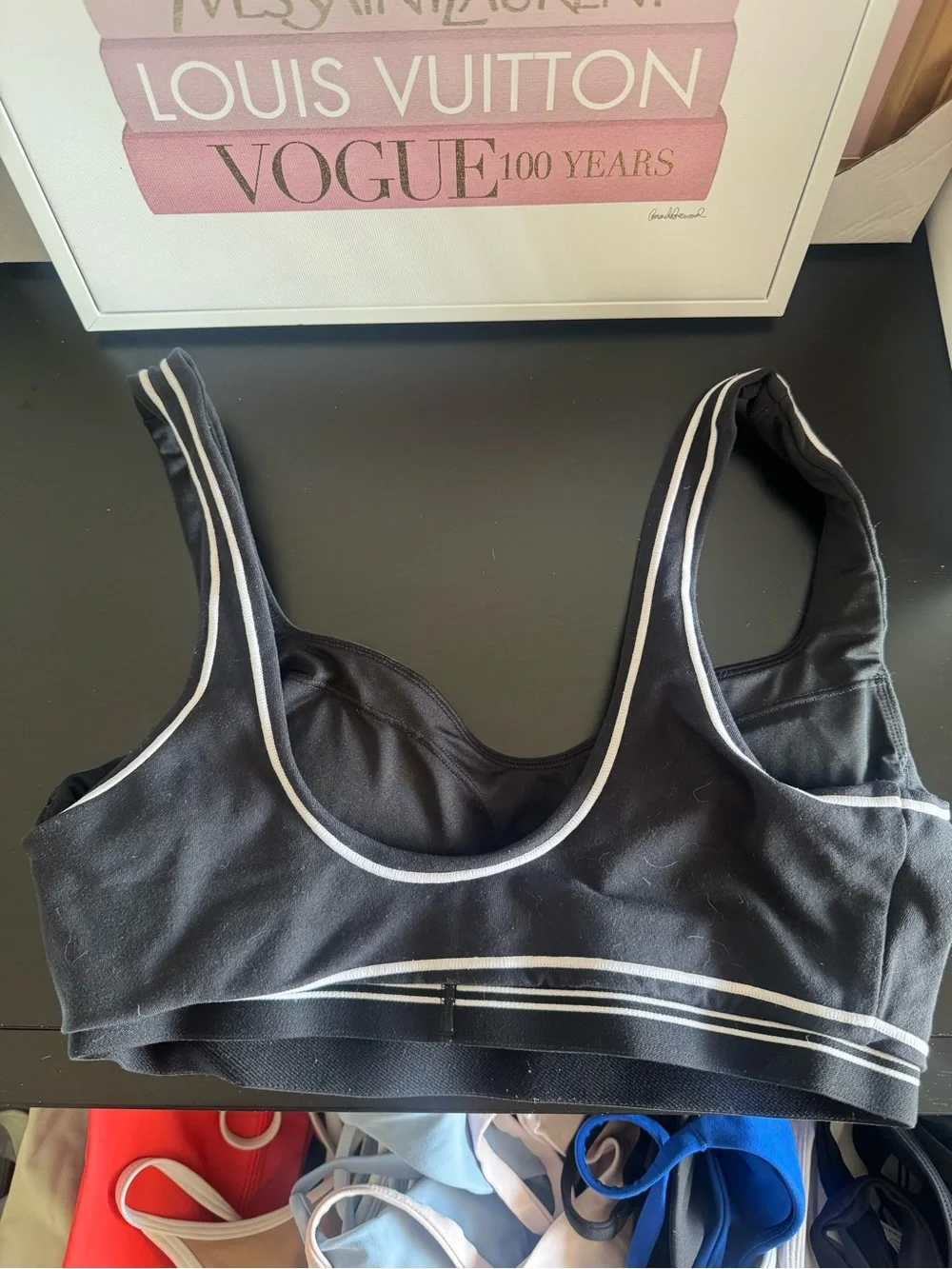 ALO Yoga sleek black