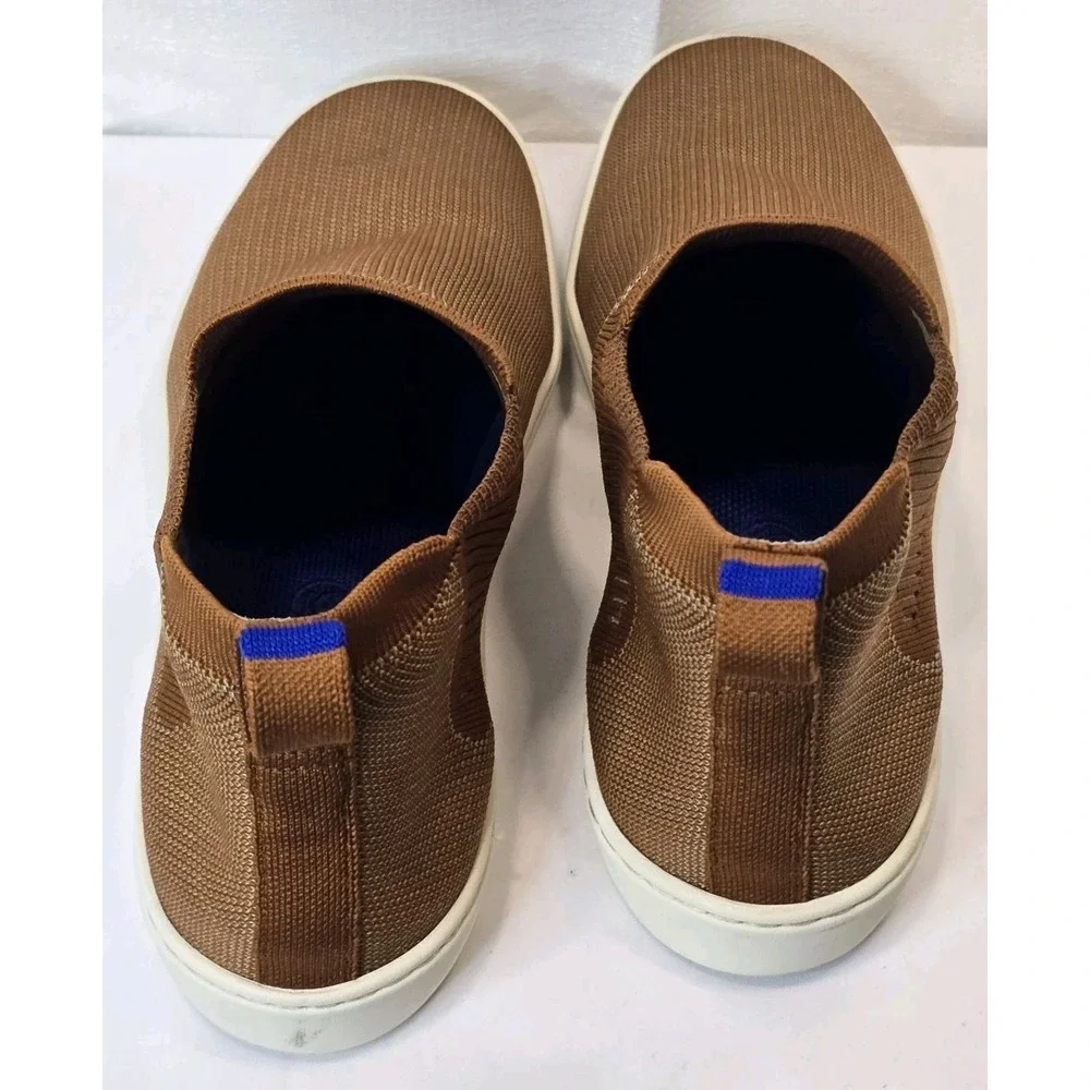 Rothy’s product pair