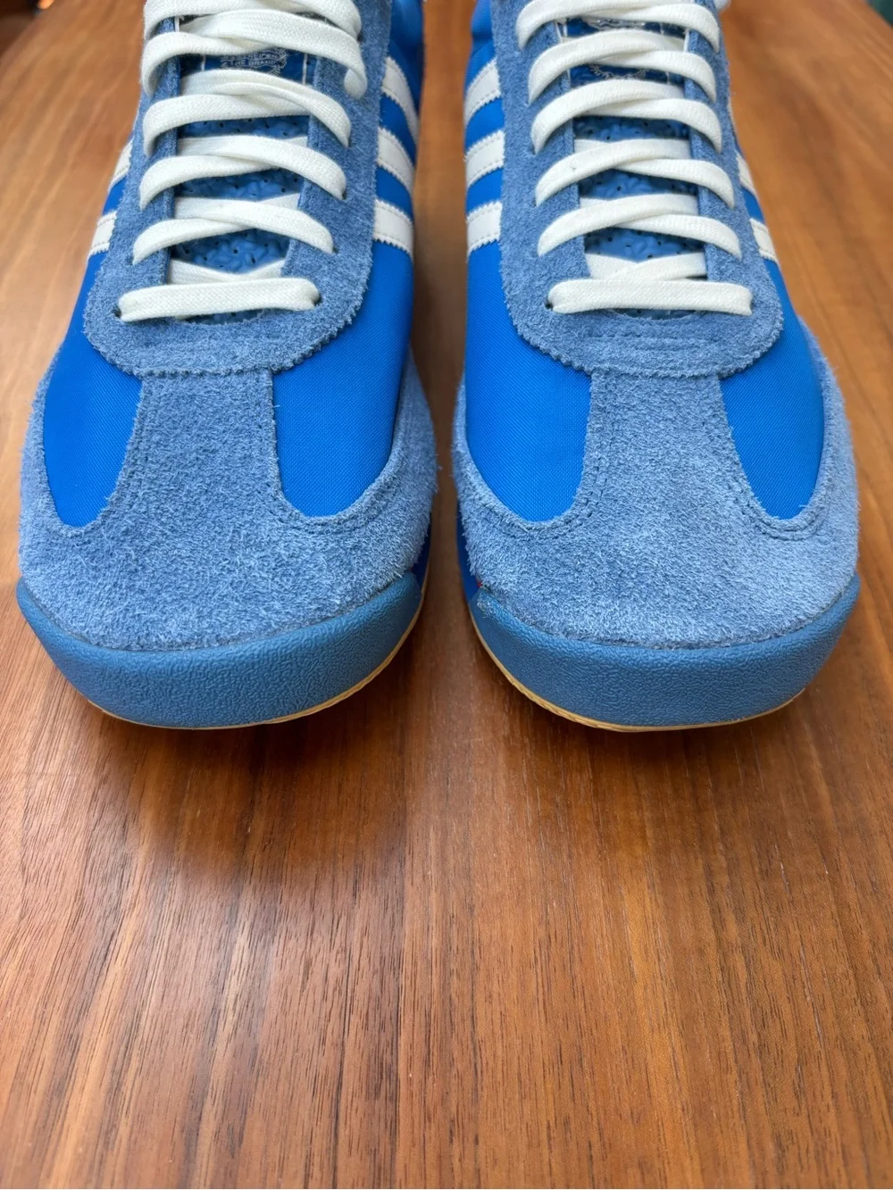adidas simple shoes