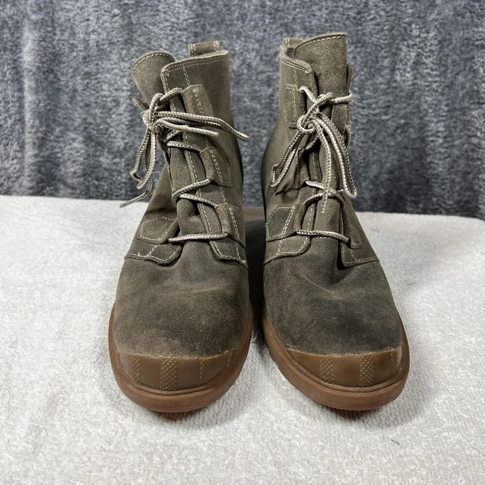 Sorel boots womens