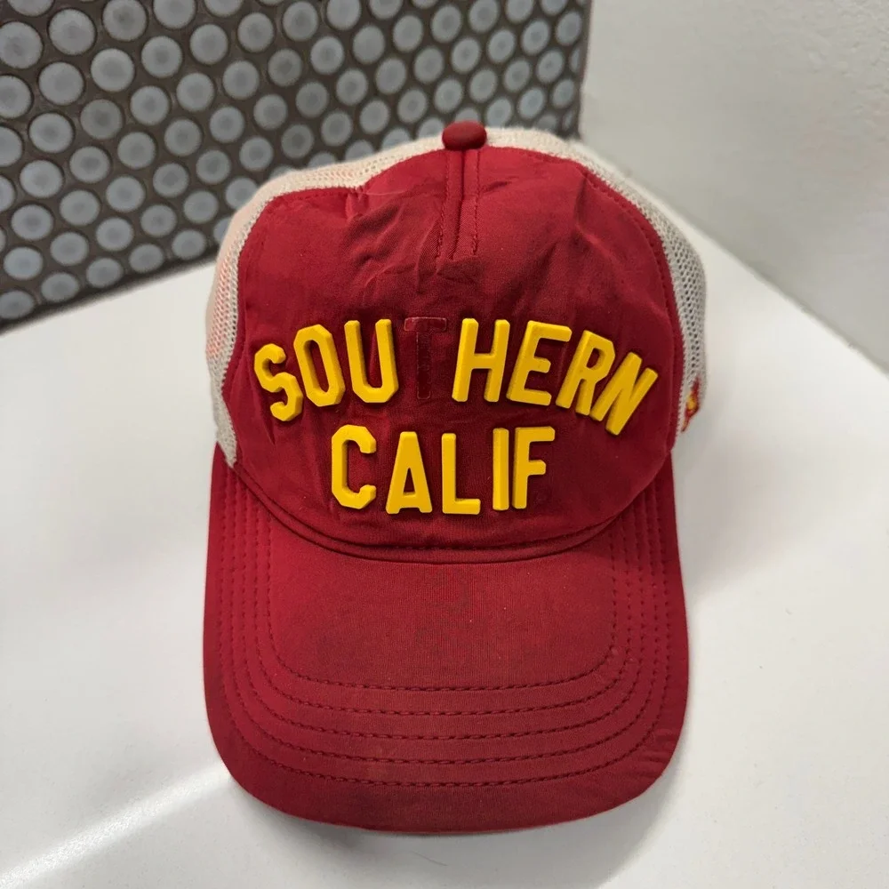 New Era socialflare curated
