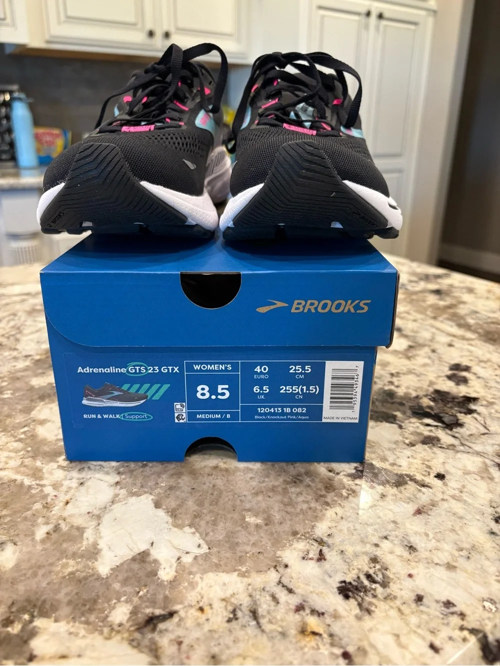 Brooks new box