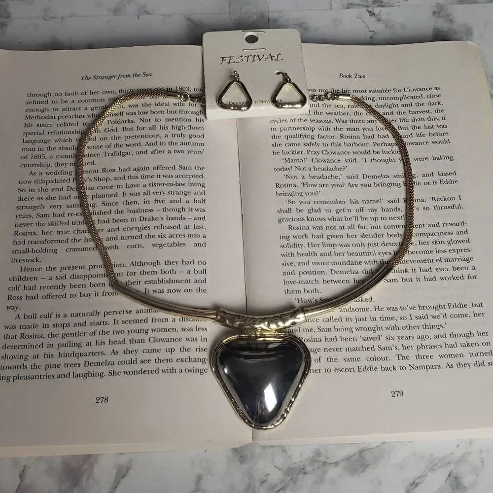 Golden‎ and Silver Pendent Necklace and Earrings Set
