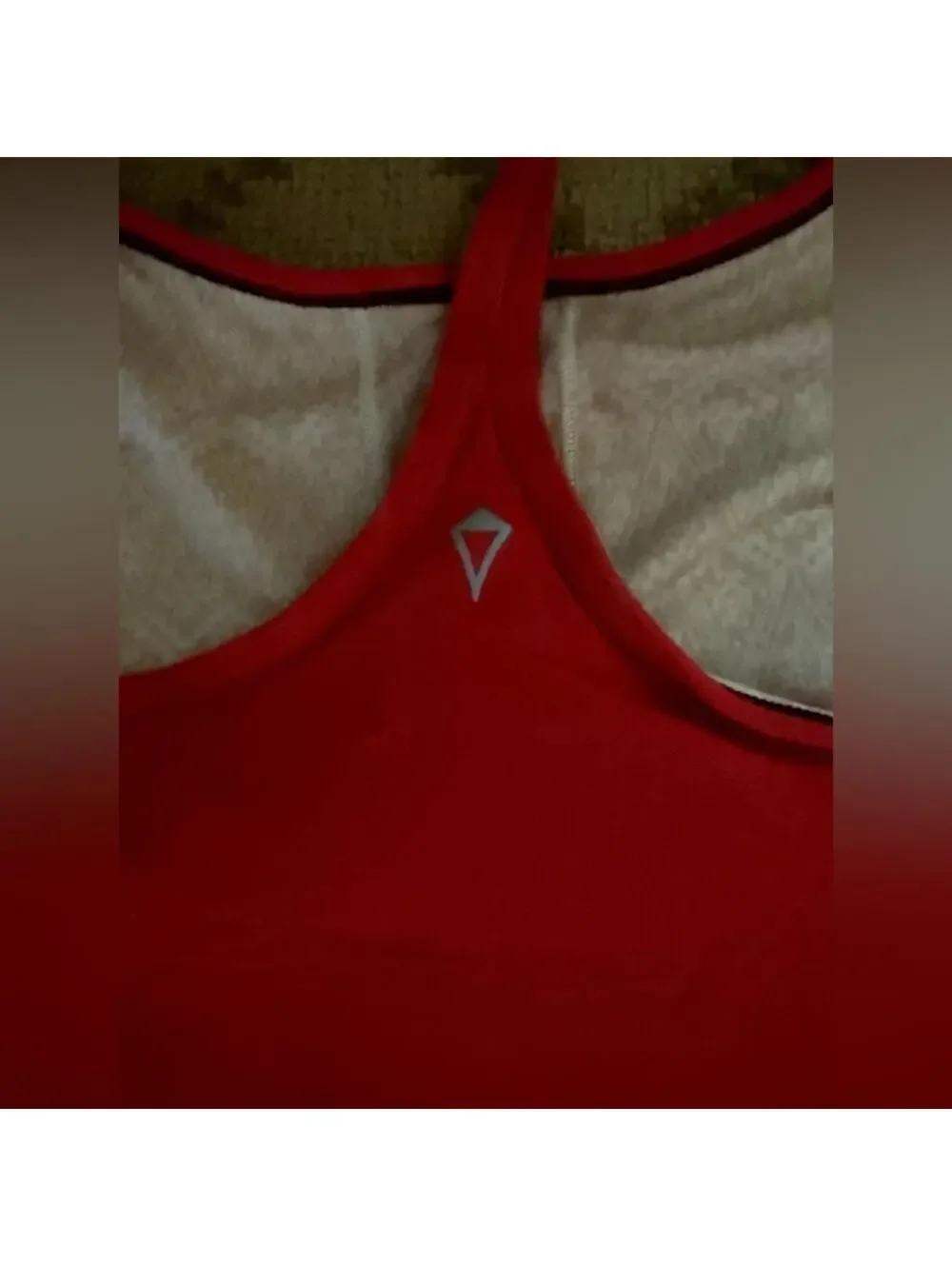 Ivivva power red