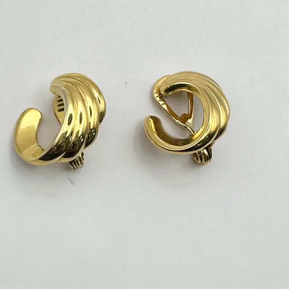 Monet clip gold