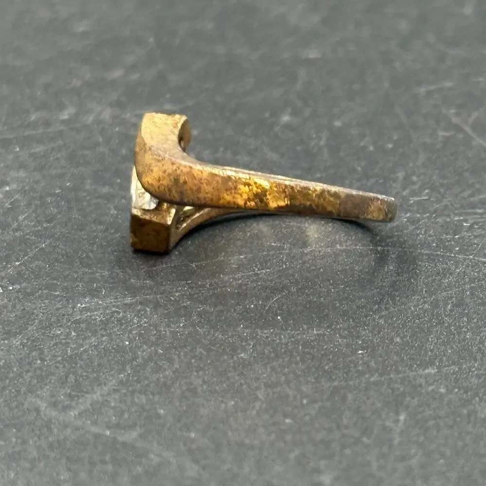 Unbranded vintage marquise
