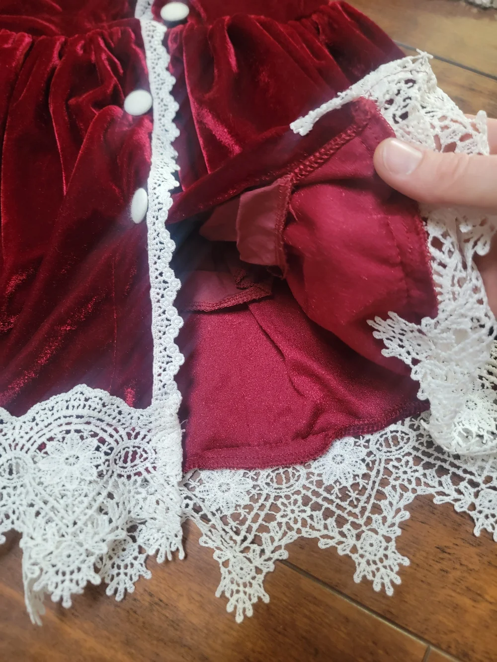 N/A elegant red