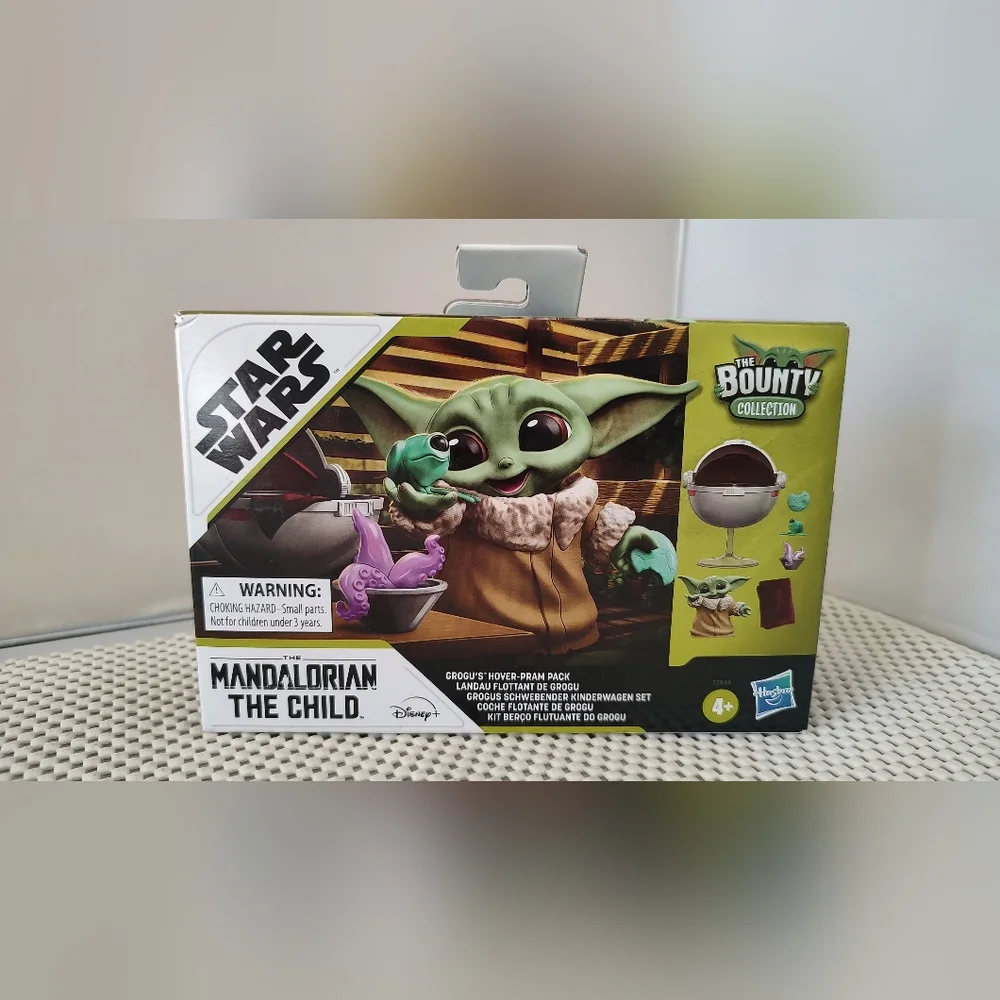 Star Wars Disney The Mandalorian The Child Grogu's Hover-Pram Pack NWT