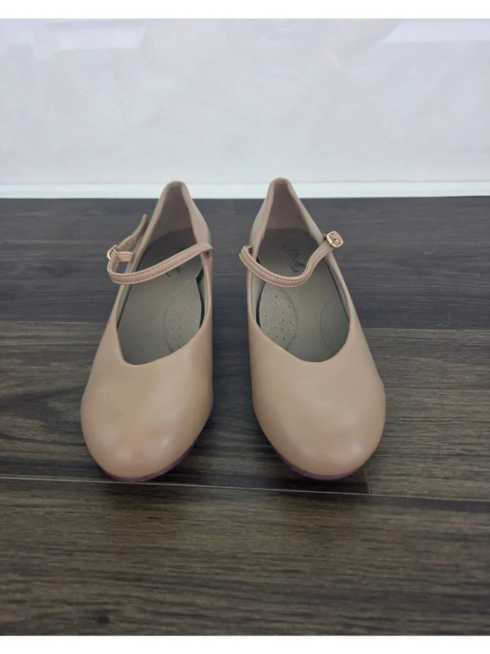 Stelle tan faux