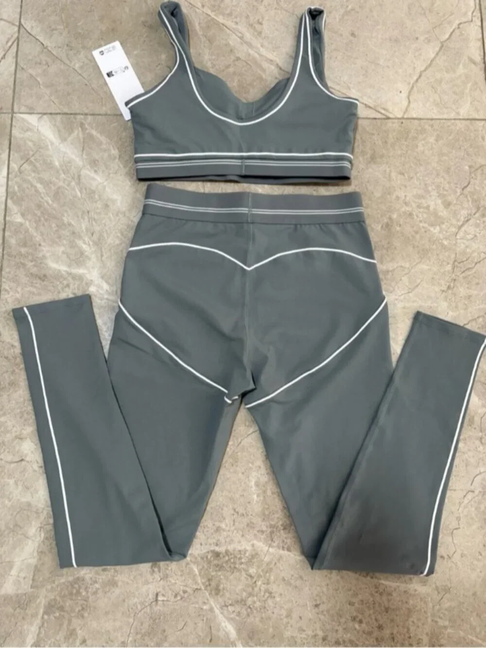 ALO Yoga two piece