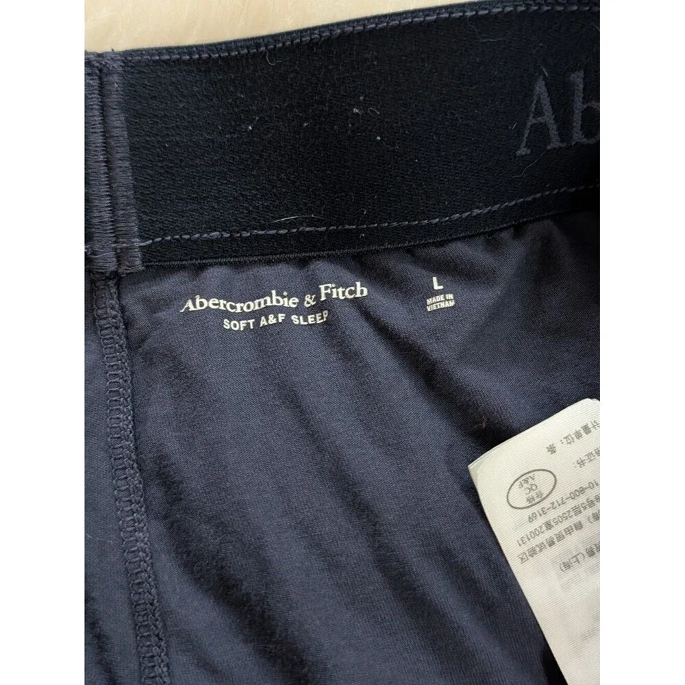 Abercrombie & Fitch questions leave