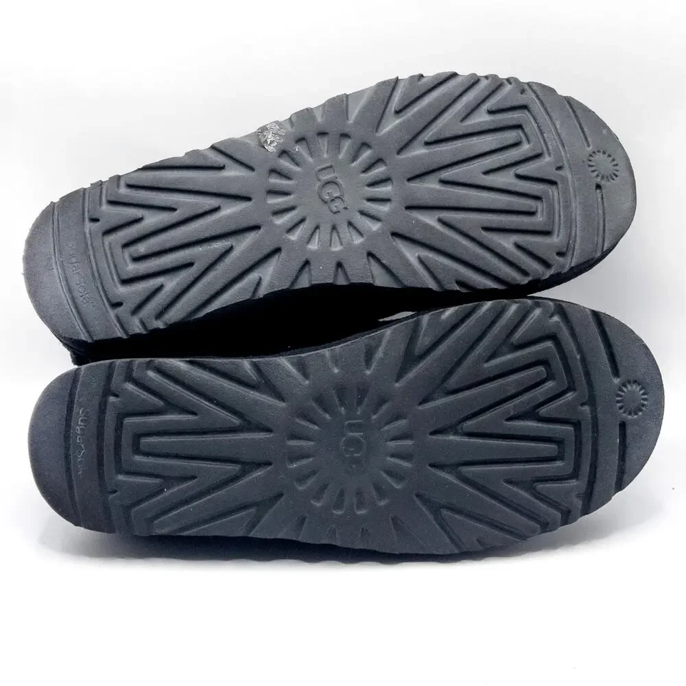 UGG classic mini