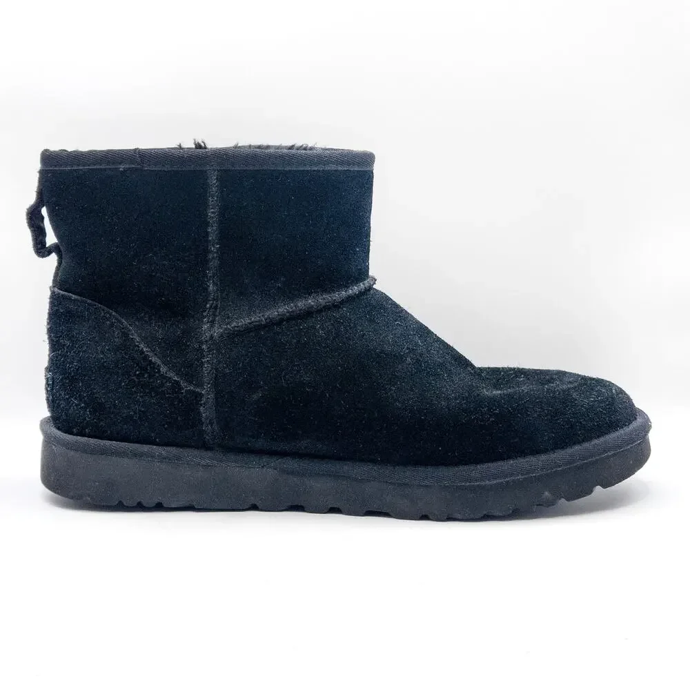 UGG classic mini