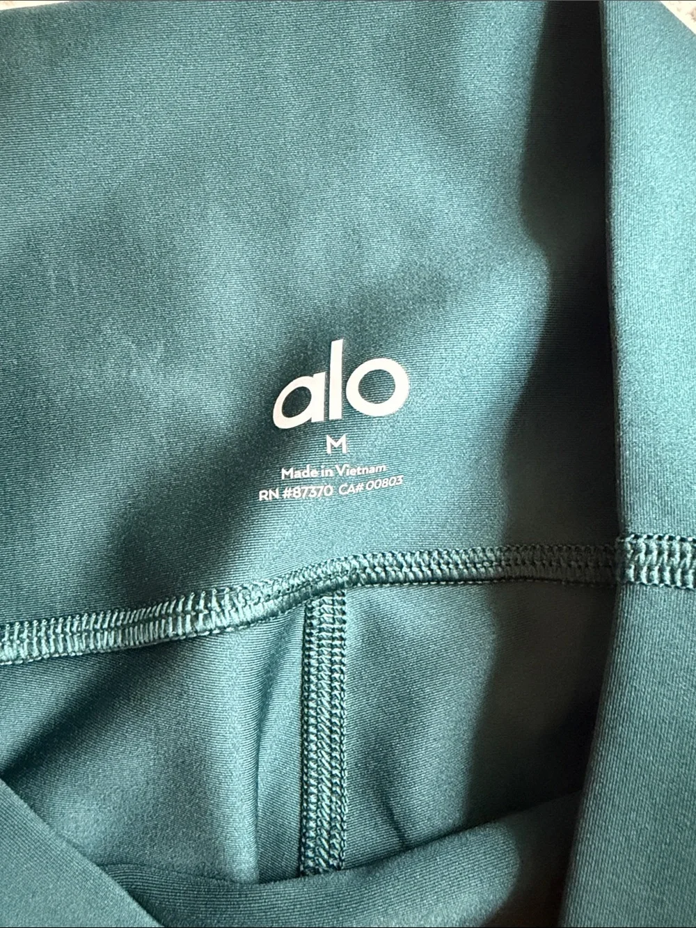 ALO Yoga like new
